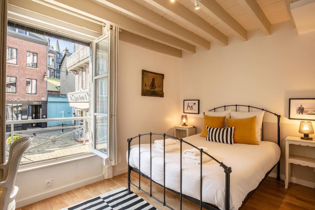 La Belle Place Honfleur Extérieur photo